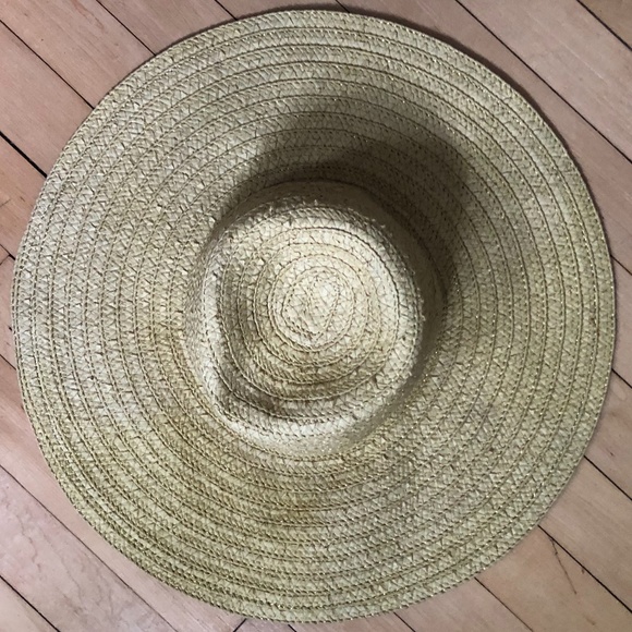 Ann Taylor Wide-Brimmed Gold Straw Sun Hat - Picture 4 of 6